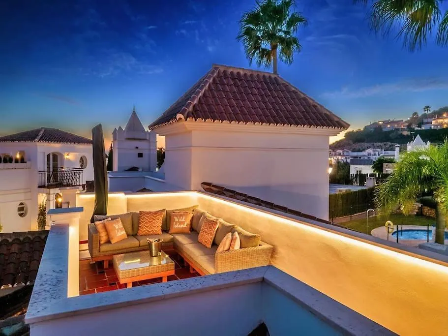 Signature Townhouse - Casa El Oasis 卡拉德米哈斯 0*,  西班牙