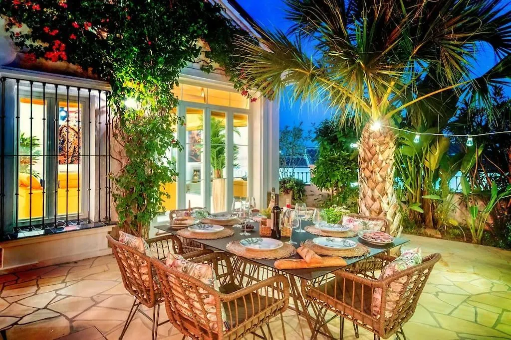 Signature Townhouse - Casa El Oasis 卡拉德米哈斯 0*,