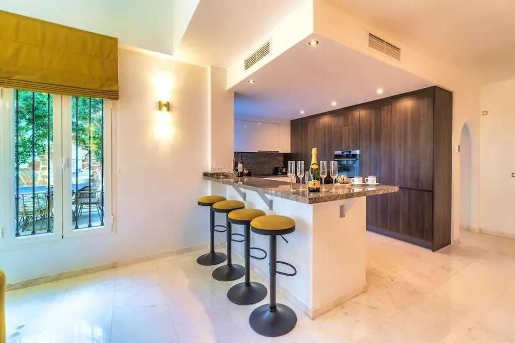 Signature Townhouse - Casa El Oasis 卡拉德米哈斯